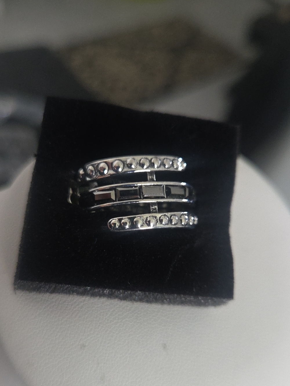 Paparazzi More To Go Around Silver Ring NWT